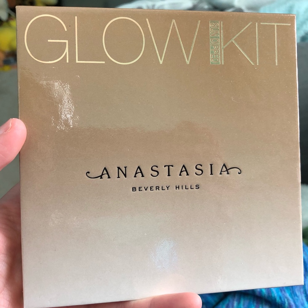 Anastasia Beverly Hills Glow Kit